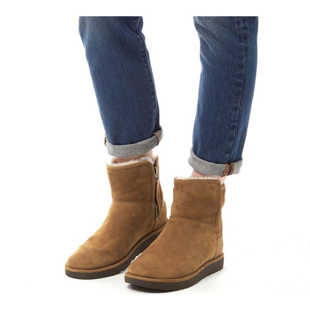 UGG ABREE MINI ZIP BOOTS CHESTNUT
